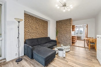 Pronájem bytu 2+1 v družstevním vlastnictví 60 m², Český Brod