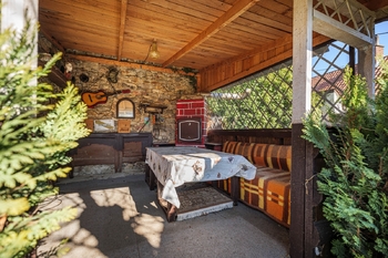 Pergola se zděným grilem - Prodej chaty / chalupy 153 m², Vacovice