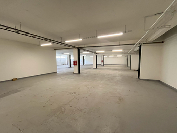 Pronájem skladovacích prostor 436 m², Praha 9 - Horní Počernice
