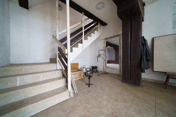 1  NP schodiště do 2 NP - Prodej domu 1313 m², Vranovice