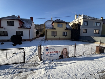 Prodej domu 120 m², Strání