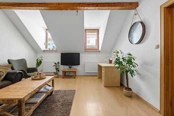 Prodej bytu 3+1 v osobním vlastnictví 72 m², Karlovy Vary
