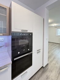 Kuchyňský kout - Pronájem bytu 2+kk v osobním vlastnictví 62 m², Benešov