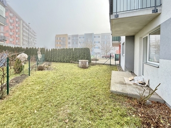 Zahrádka - Pronájem bytu 2+kk v osobním vlastnictví 62 m², Benešov