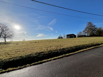 Prodej pozemku 2000 m², Tatobity