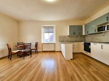 Prodej domu 290 m², Žatec