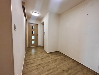 Chodba - Prodej domu 259 m², Opatovice