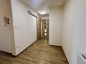 Chodba - Prodej domu 259 m², Opatovice