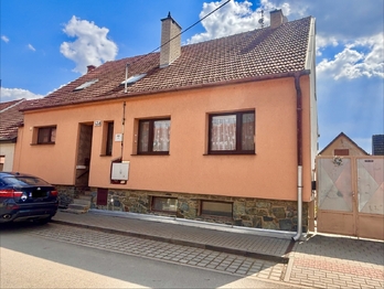 Prodej domu 259 m², Opatovice