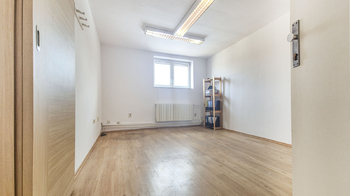 Pronájem kancelářských prostor 32 m², Valašské Meziříčí