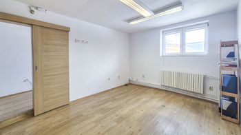 Pronájem kancelářských prostor 32 m², Valašské Meziříčí