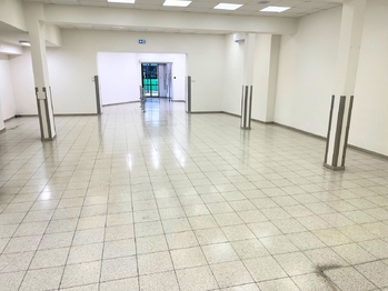 Pronájem obchodních prostor 224 m², Vsetín
