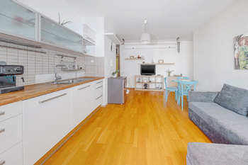 Prodej bytu 2+kk v osobním vlastnictví 54 m², Praha 9 - Libeň