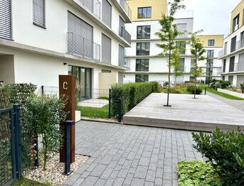 Pronájem bytu 1+kk v osobním vlastnictví 39 m², Praha 4 - Hodkovičky