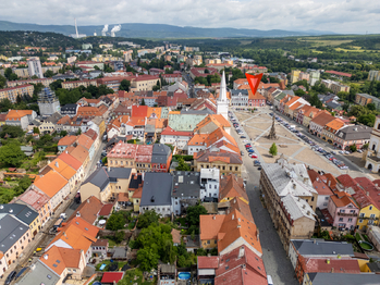 Prodej obchodních prostor 720 m², Kadaň