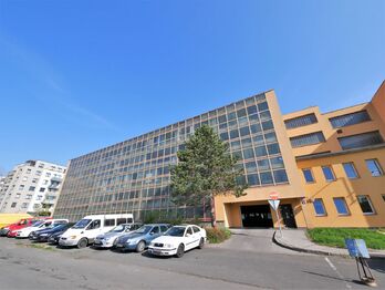 Pronájem garáže 15 m², Praha 9 - Střížkov