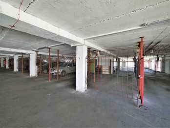 Pronájem garáže 15 m², Praha 9 - Střížkov