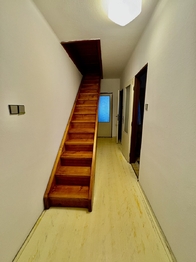 Prodej domu 180 m², Žihobce