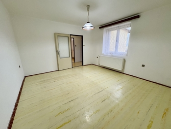 Prodej domu 180 m², Žihobce
