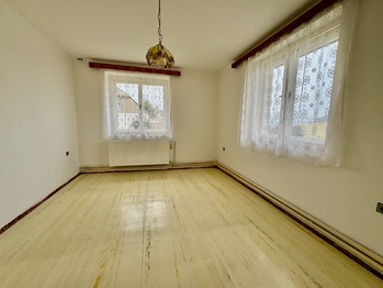 Prodej domu 180 m², Žihobce