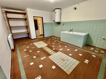 Prodej domu 180 m², Žihobce