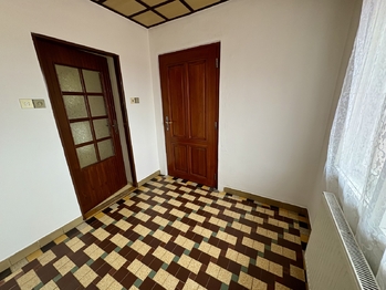 Prodej domu 180 m², Žihobce