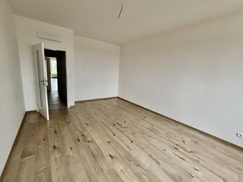 Prodej bytu 2+kk v osobním vlastnictví 67 m², Praha 9 - Dolní Počernice