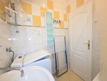 koupelna - Pronájem bytu 2+1 v osobním vlastnictví 53 m², České Budějovice