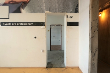 Prodej obchodních prostor 181 m², Hradec Králové