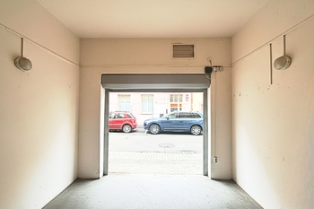 Prodej garáže 21 m², Praha 4 - Michle