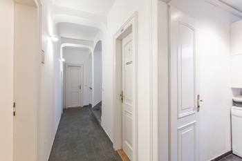 Pronájem kancelářských prostor 14 m², Praha 1 - Malá Strana