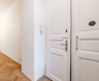 Prodej bytu 2+kk v osobním vlastnictví 39 m², Praha 5 - Smíchov