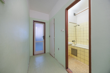 Hala - Prodej bytu 2+kk v družstevním vlastnictví 43 m², Praha 7 - Holešovice