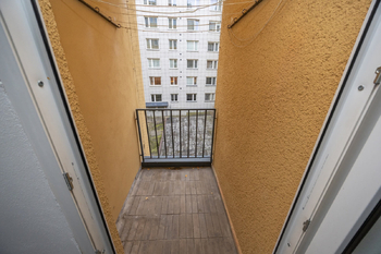Balkon - Prodej bytu 2+kk v družstevním vlastnictví 43 m², Praha 7 - Holešovice