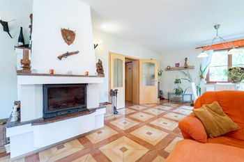 Prodej domu 284 m², Lety