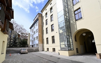 Pronájem bytu 1+1 v osobním vlastnictví 56 m², Praha 5 - Smíchov