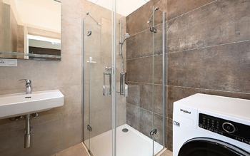 Pronájem bytu 1+1 v osobním vlastnictví 56 m², Praha 5 - Smíchov