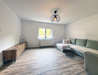 Obývací pokoj - Prodej domu 111 m², Kyselka