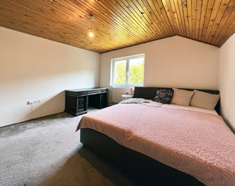 Ložnice - Prodej domu 111 m², Kyselka