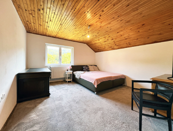 Ložnice - Prodej domu 111 m², Kyselka