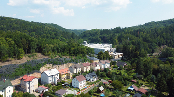 Pohled směr Kyselka - Prodej domu 111 m², Kyselka