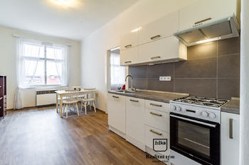 Pronájem bytu 2+kk v osobním vlastnictví 50 m², Praha 3 - Vinohrady