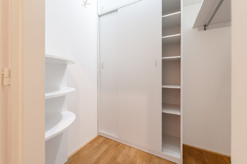 Pronájem bytu 3+1 v osobním vlastnictví 93 m², Praha 7 - Holešovice