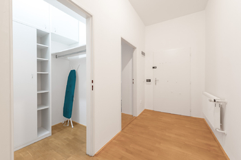 Pronájem bytu 3+1 v osobním vlastnictví 93 m², Praha 7 - Holešovice