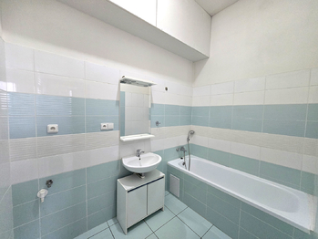 Pronájem bytu atypický v osobním vlastnictví 77 m², Louny