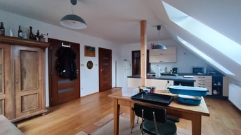 Pronájem kancelářských prostor 130 m², Rudná