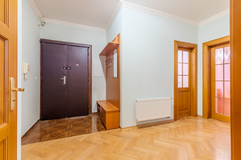 Prodej bytu 2+1 v osobním vlastnictví 104 m², Praha 1 - Nové Město