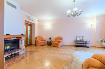 Prodej bytu 2+1 v osobním vlastnictví 104 m², Praha 1 - Nové Město