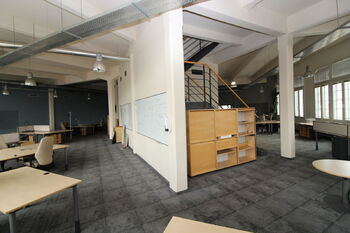 Pronájem kancelářských prostor 518 m², Praha 3 - Vinohrady