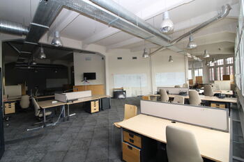 Pronájem kancelářských prostor 518 m², Praha 3 - Vinohrady